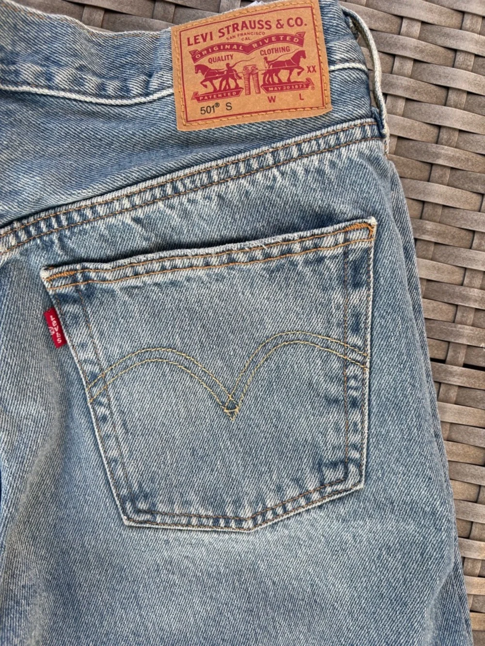 Levi’s 501 - Picture 3 of 4